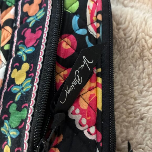 Vera Bradley Disney Parks Mini Hipster - Picture 10 of 11
